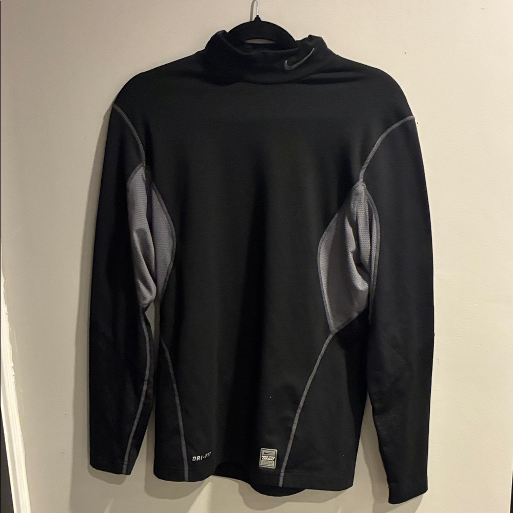 Nike Black and Gray Men's Long Sleeve Shirt